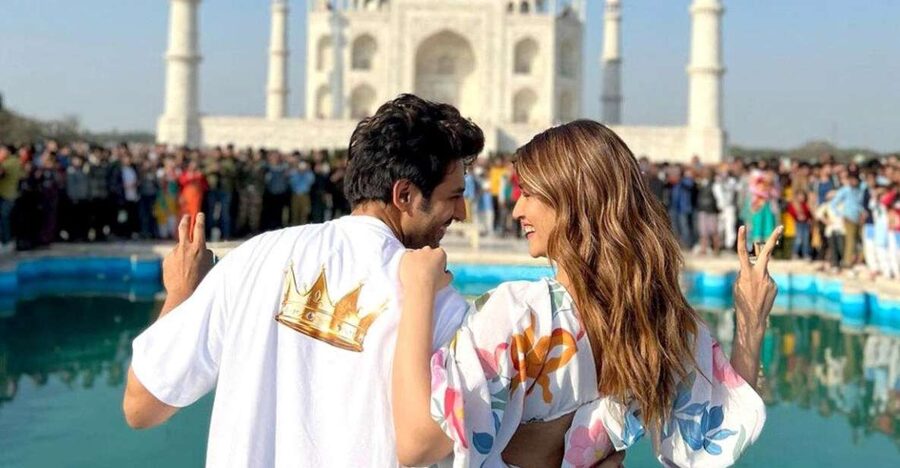 From Delhi: Taj Mahal Tour with Professional Photographer - The Taj Mahal Comes First