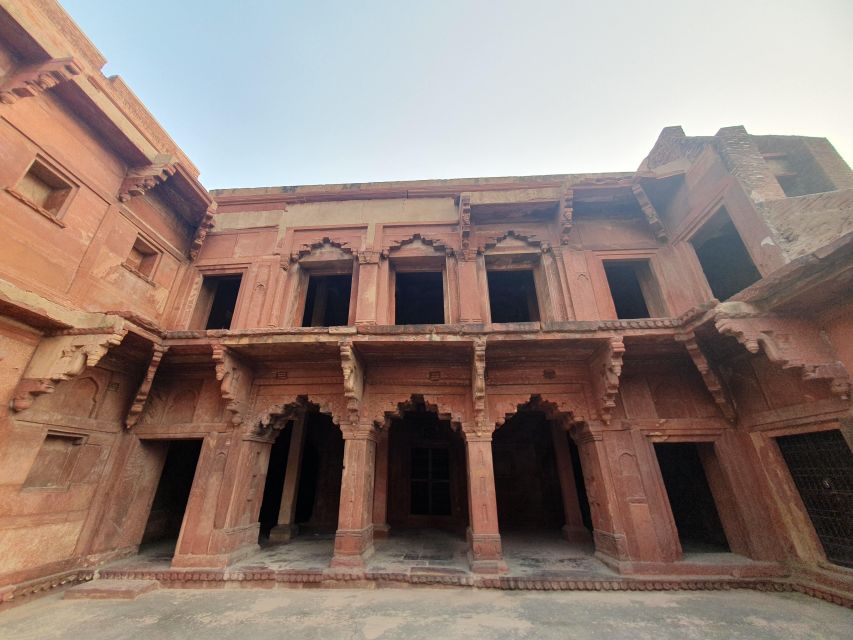 From Delhi: Taj Mahal Tour with Professional Photographer - Who Should Book This Agra Day Trip