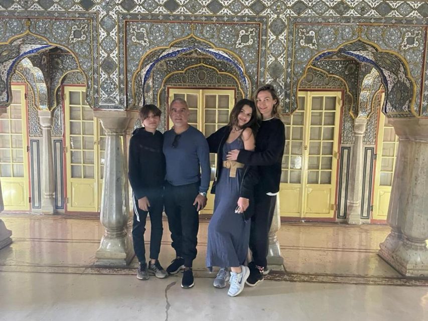 From New Delhi: Jaipur Private Day Trip with Guide - Amer Fort, the day’s major monument