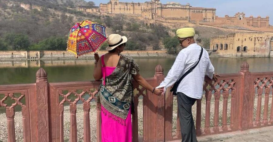 From New Delhi: Jaipur Private Day Trip with Guide - Lunch and Jaipur’s Old City markets