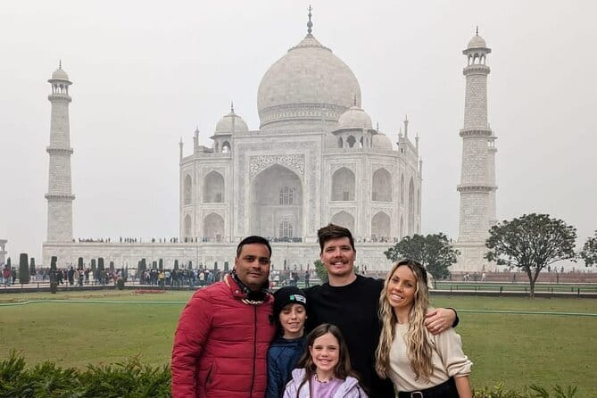 Full Day Agra Tour from Delhi - Agra Fort adds the political story