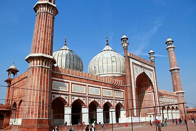 Full Day Delhi Tour - One day, several Delhis