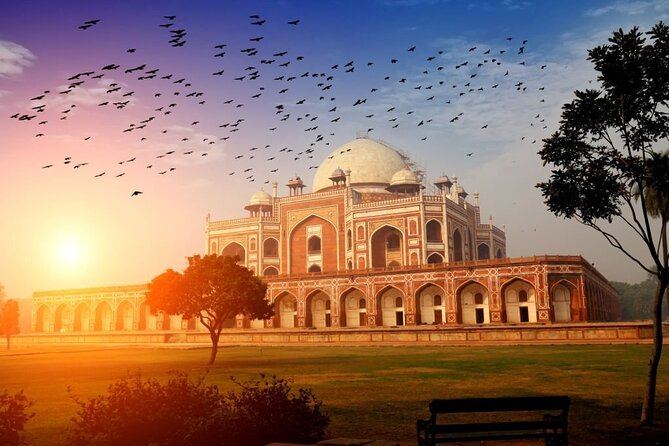 Full Day Old Delhi and New Delhi Tour - Chandni Chowk is the day’s most local-feeling stretch