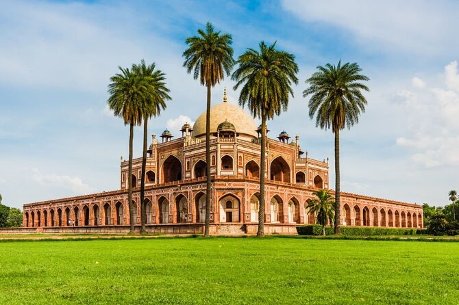 Full Day Old Delhi and New Delhi Tour - Qutub Minar ends the historic sightseeing with height