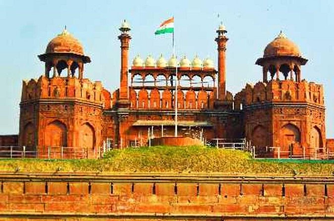 Full Day Private City Tour Including New and Old Delhi - Red Fort brings you into Shah Jahan’s Delhi