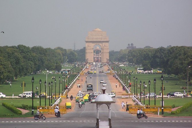 Full Day Private Custom Tour of New Delhi - Raj Ghat, a calm first stop