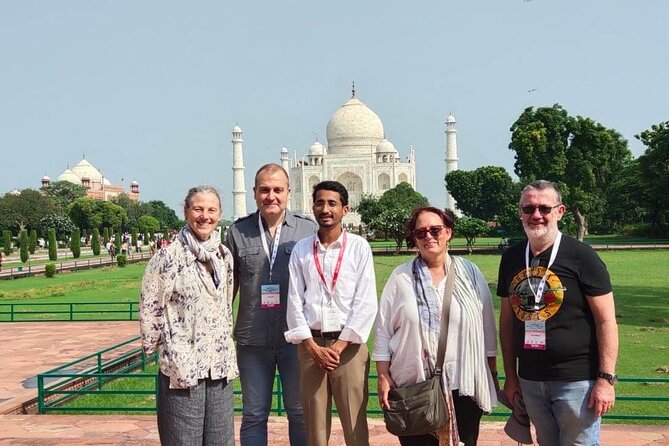 Full Day Private Taj Mahal Tour by Superfast Train from Delhi - Meeting your guide at Agra Cantt