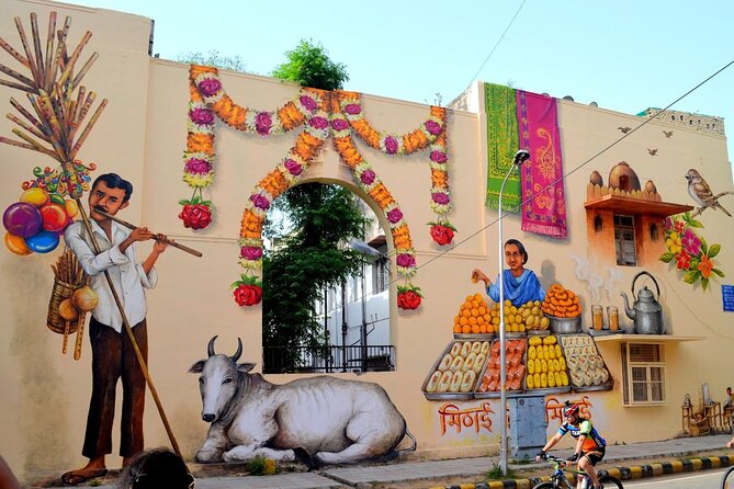 Full Day Private Tour Of Old & New Delhi - Guides, families, and the value of a private format