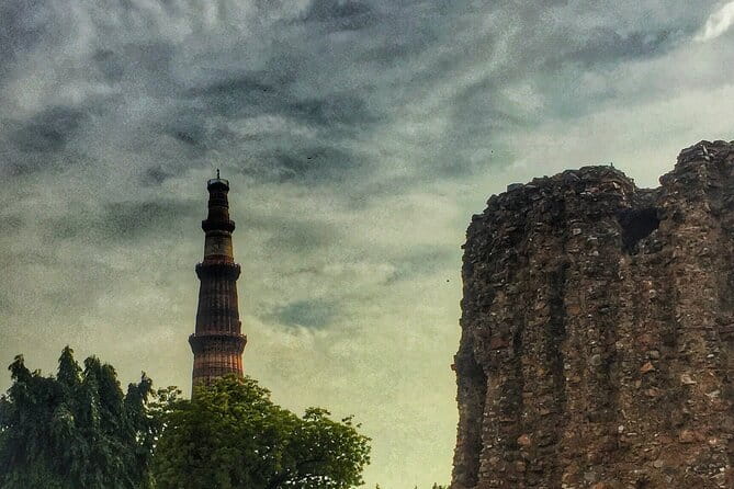 Full Day Tour of Delhi Including a Heritage Walk in Old Delhi - Key Points to Know Before Booking