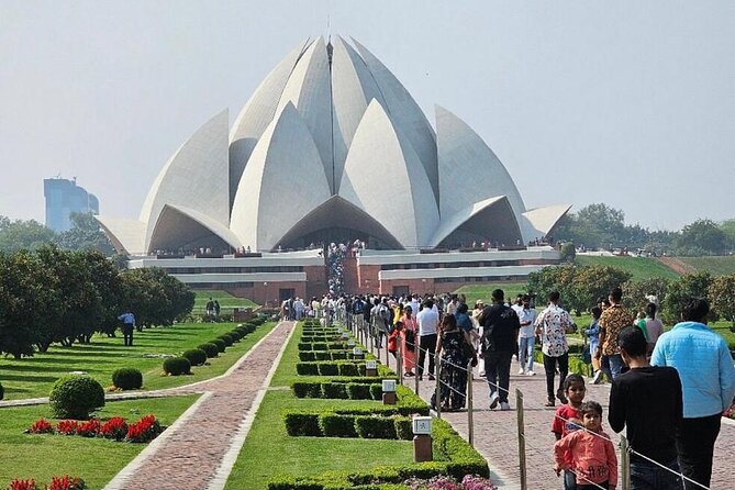 Glories of the Past-3 Day Tour to Delhi Agra Fatehpur-Taj & More - Day 3: the Taj Mahal and Akbar’s abandoned capital