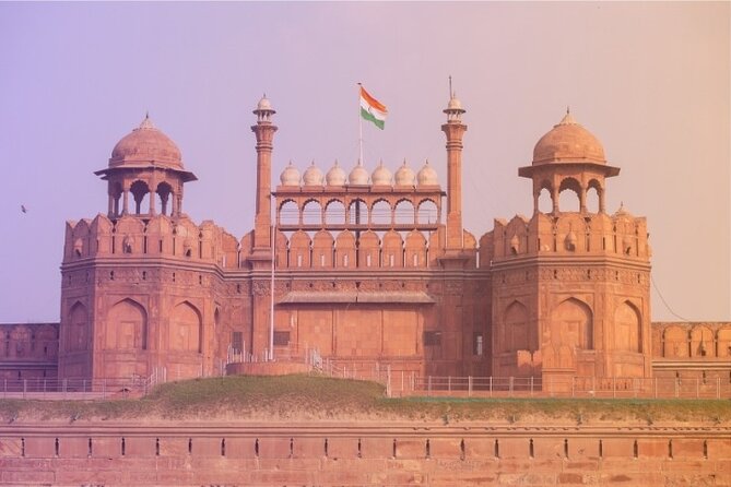 Golden Triangle Tour 3 Nights and 4 Days - Fatehpur Sikri adds a brief stop between Agra and Jaipur