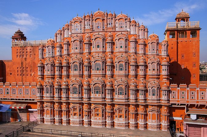 Golden Triangle Tour - Day 4: Amber Fort, Hawa Mahal, and Jaipur’s royal past