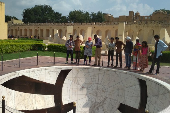 Golden Triangle Tour Delhi-Agra-Jaipur - Delhi begins with tower, temple, and imperial avenues
