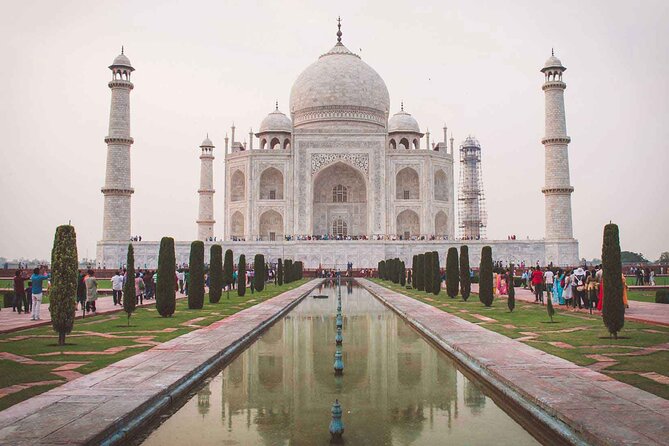 Golden Triangle Tour: Private Delhi Agra Jaipur 5 Nights 6 Days - Day 1: A simple airport arrival in Delhi
