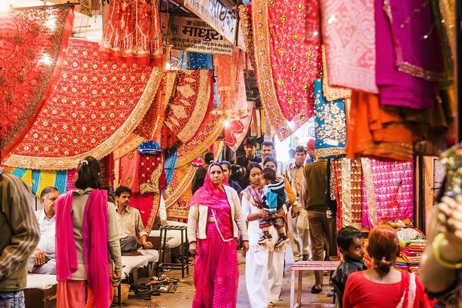 Half Day Delhi Shopping Tour With Shopping Consultant - Starting with hotel pickup from 9:00am