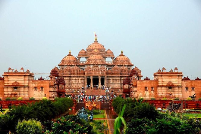 Half Day Private Delhi Temples and Spiritual Sites Tour - Starting at Akshardham Temple