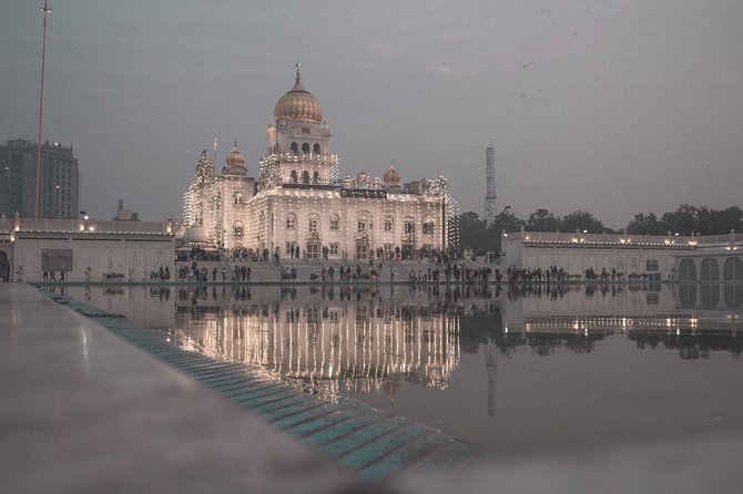 Half Day Religious Enlightenment - Lotus Temple: a calm start in white marble