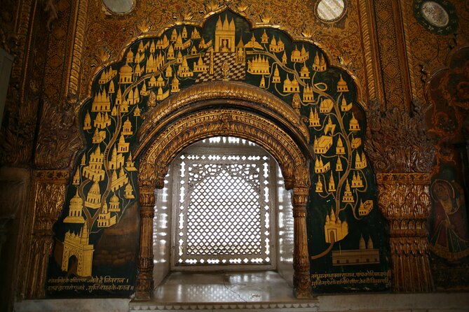 Haveli's Heritage Walk | Sights & Sounds of Old Delhi [Private] - Gauri Shankar Temple beside the market road