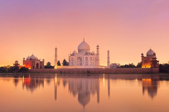 India Golden Triangle Tour 03 Nights 04 Days with Accommodation - Day two: the Taj Mahal, Agra Fort, and Jaipur
