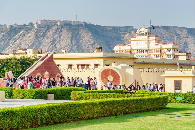 Jaipur Day Trip from Delhi by Car or Train – All Inclusive - Lunch and a taste of Jaipur