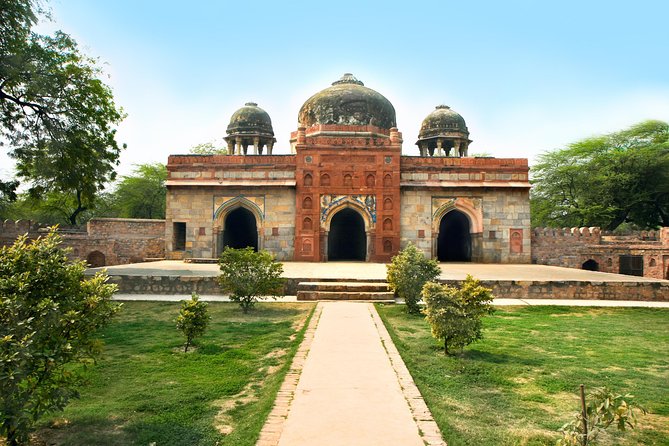 Lodhi Garden Heritage Walk - The park’s everyday Delhi character