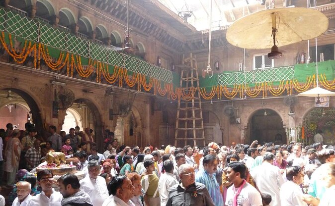 Mathura Vrindavan Divine Love Journey of Radha Krishna From Delhi - Key points to know before you book