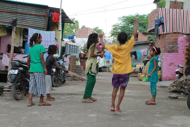 Moral Slum Tour in Delhi with hotel pickup & drop - Who will get the most from this experience