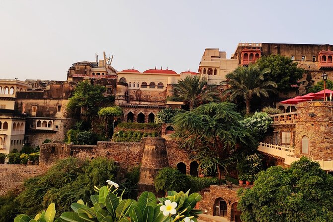 Neemrana Fort visit with Lunch From Delhi - The morning pickup and the three-hour road journey