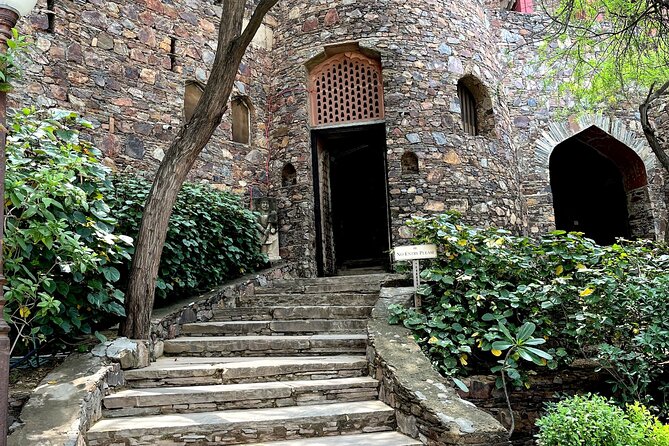 Neemrana Fort visit with Lunch From Delhi - Lunch inside the fort, with a hotel atmosphere
