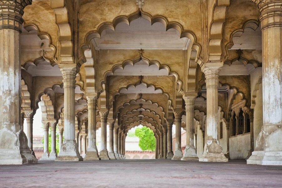 New Delhi: 2-Day Tour of Agra & Fatehpur by Superfast Train - What the private guide adds