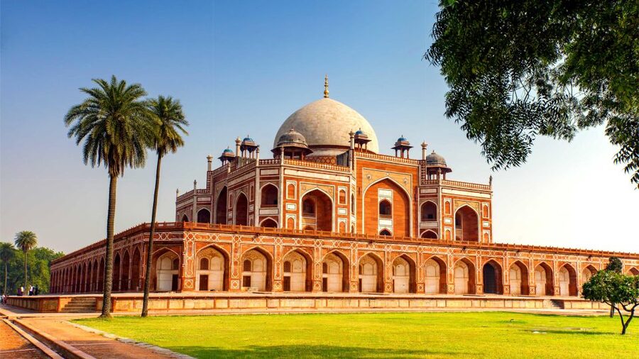 New Delhi, Agra & Jaipur: 3-Day India Golden Triangle Tour - What the first day feels like in practice