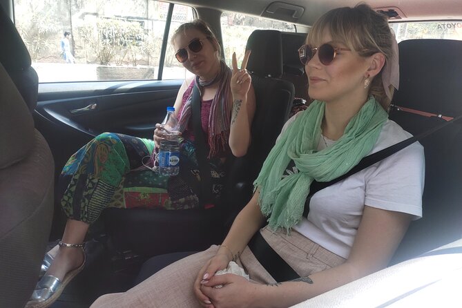 New Delhi Airport to Hotel Transfer Private Shuttle Sedan & SUV - What is included for the $15.66 price