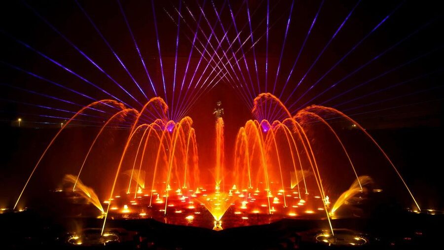 New Delhi: Akshardham Temple Tour with Water and Light Show - Sanskruti Darshan: twelve minutes by boat