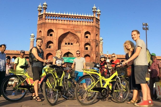 New Delhi Bicycle Tour - Snacks on the route and breakfast at the end