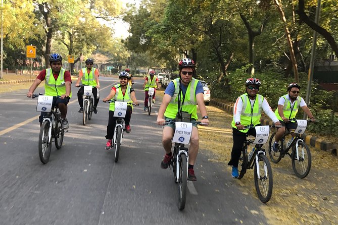 New Delhi Cycle Tour - Old Delhi by bicycle, close to the city’s daily rhythm