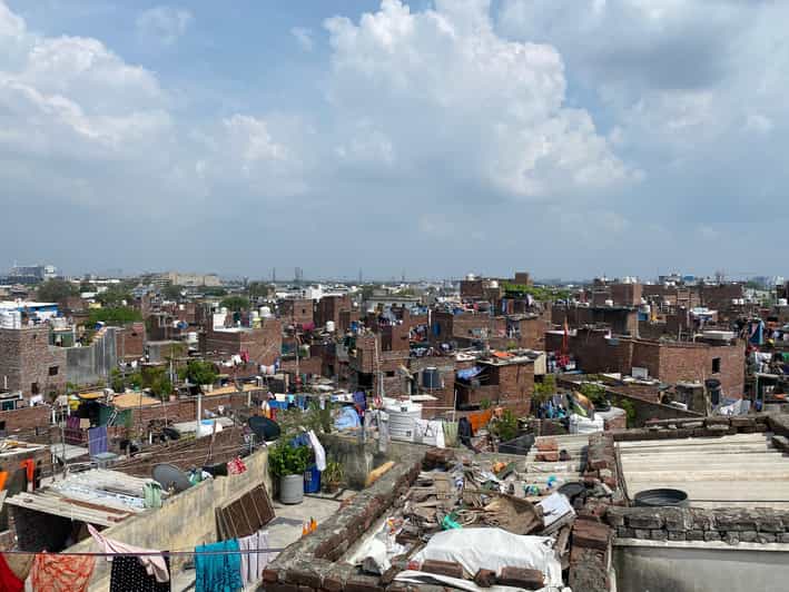 New Delhi - Ethical Sanjay Colony Slum Tour with Local guide - The public school and Delhi’s education system