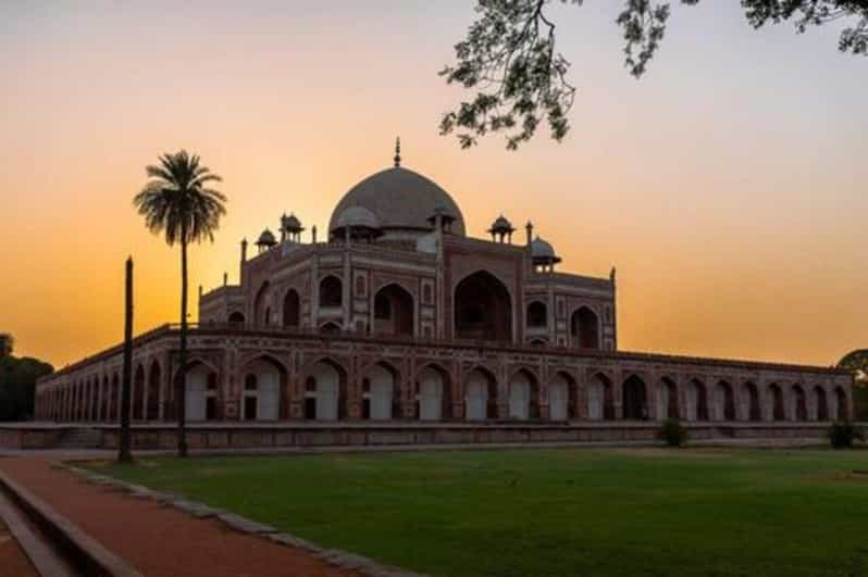 New Delhi: Evening Delhi Nights City Guided Tour - What this short Delhi night tour is really good at
