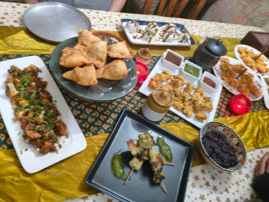 New Delhi: Full-Day Cooking Class learn 8 dishes with Locals - Arriving around 10 AM for chai and a sweet
