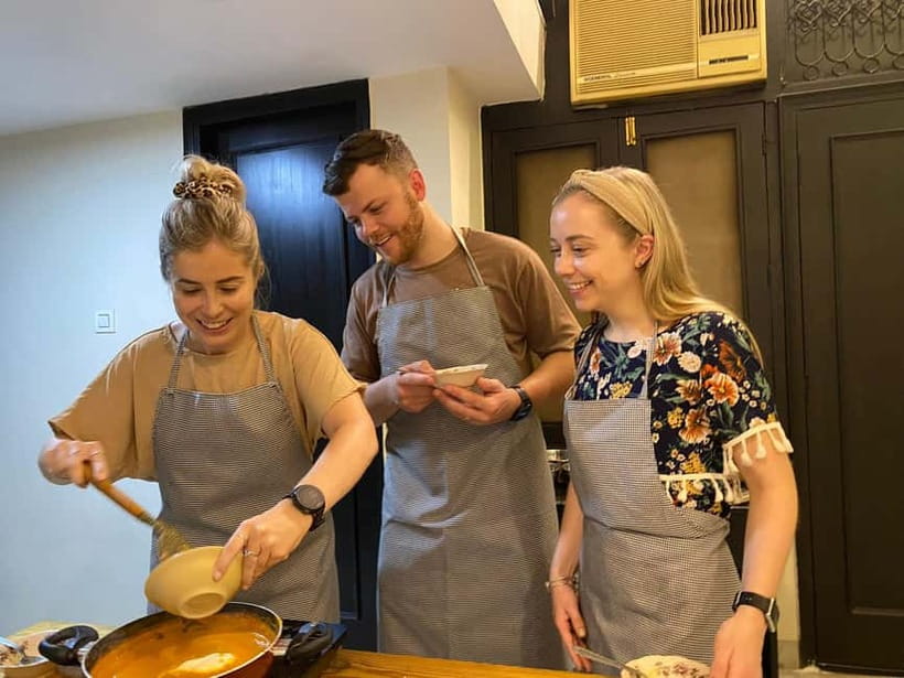 New Delhi: Indian Cooking Class in a Local Home - Starting with spices, stories, and preparation