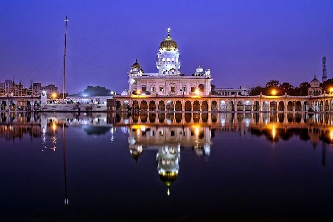 New Delhi Night City Tour - India Gate sets the tone with a half-hour walk