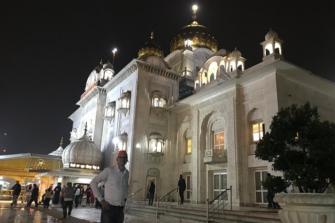 New Delhi Night Tour group tour - Rajiv Chowk and Connaught Place at 7 pm