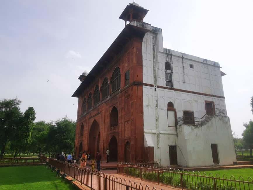 New Delhi: Red Fort Entry Ticket with Optional Add-Ons - Museums and the 1857 rebellion