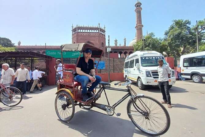 Old and New Delhi City tour - Chandni Chowk by rickshaw
