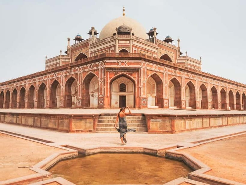Old and New Delhi Private Full or Half-Day Tour - Red Fort, India Gate, and New Delhi’s government district