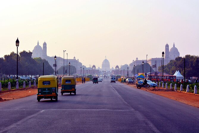 Old and New Delhi Private Guided City Tour - Gurudwara Bangla Sahib begins the day quietly