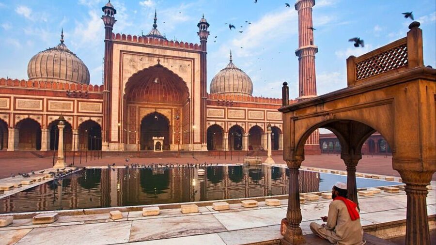 Old Delhi: 3-Hour Private Tuk-Tuk/Rickshaw Ride Tour - Starting at Jama Masjid and Shahjahanabad