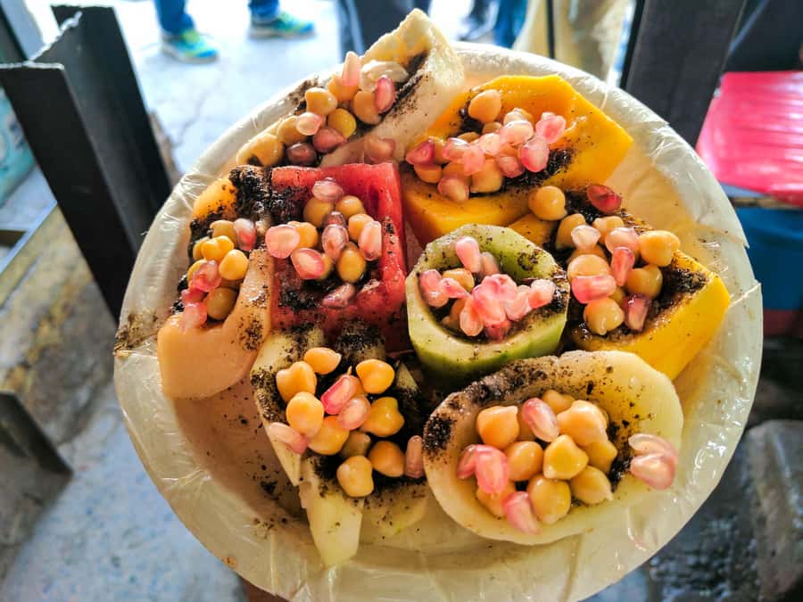 Old Delhi: 3-hour Street Food Tour - Jalebi and samosa at a century-old shop