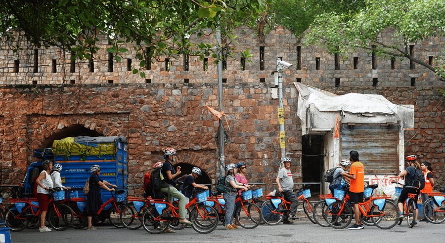 Old Delhi Bike Tour Morning 4 Hours: Delhi By Cycle - Fatehpuri Masjid and the spice market