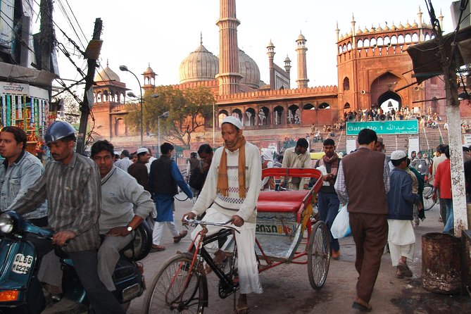 Old Delhi Haveli Visit and Bazaar Walk Tour - Starting at Lal Quila metro station at 9:00 am