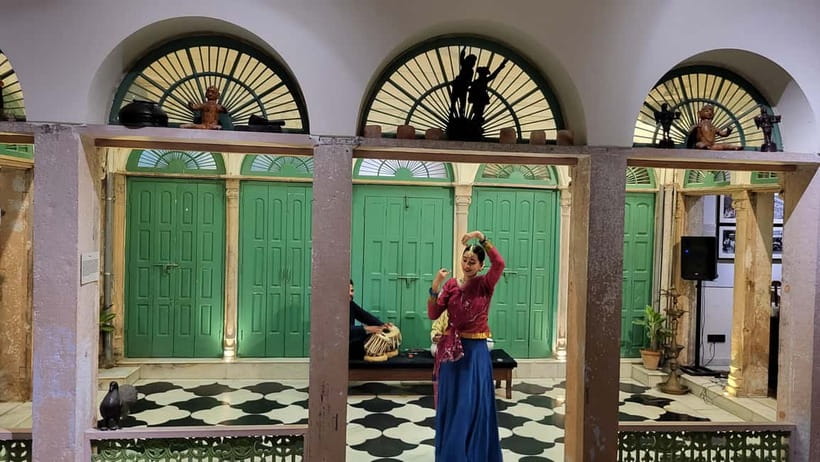 Old Delhi Haveli with live Classical dance, music & cuisine - What makes this Old Delhi experience special